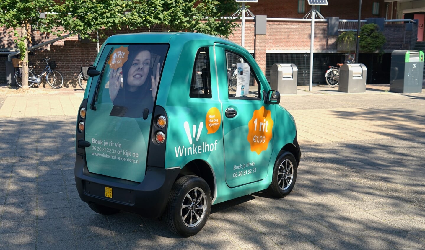 De Max Mobiel, vanaf begin september te boeken voor € 1 per rit, was afgelopen vrijdag al te zien op het plein voor Winkelhof.