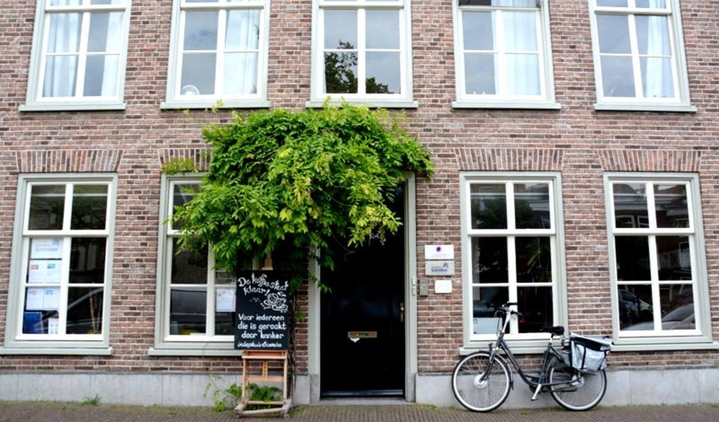 Het pand waar Scarabee gehuisvest is in Leiden aan de Oude Vest. 