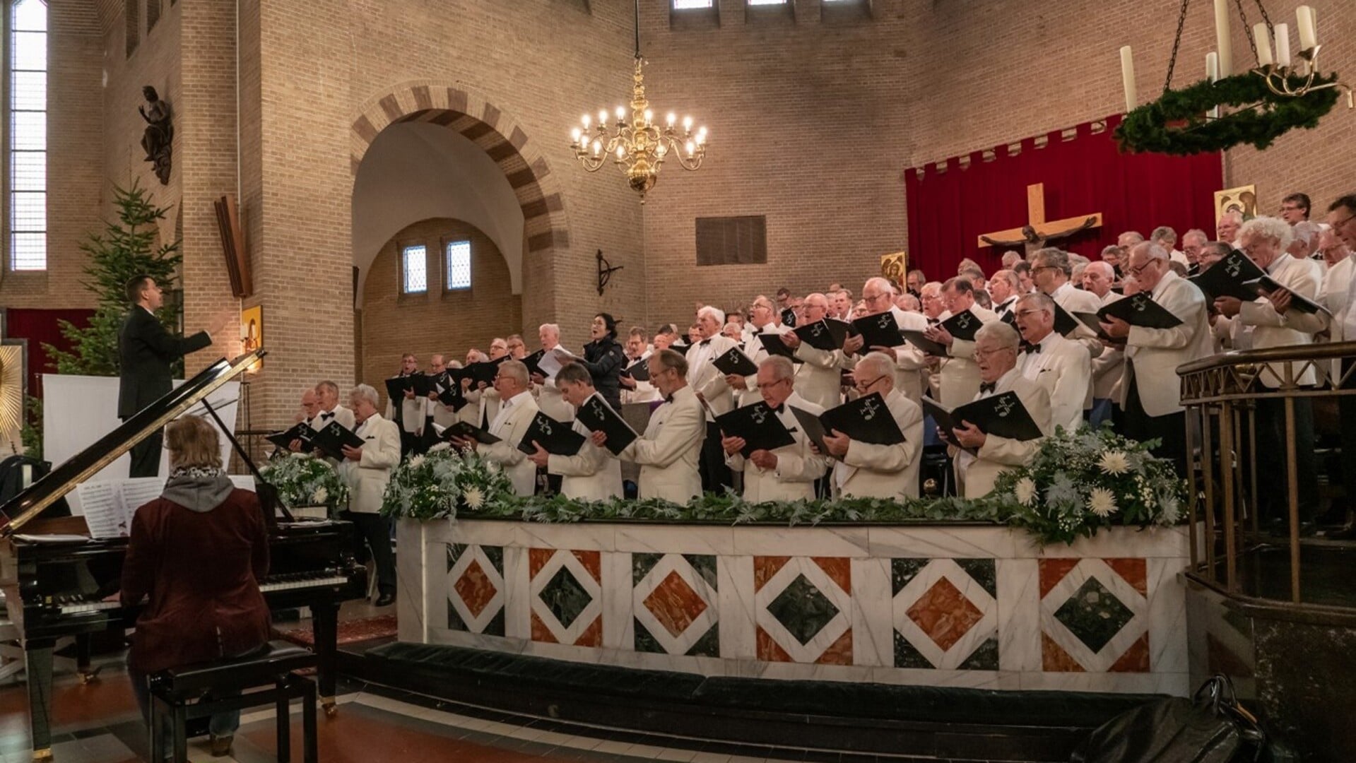 Jubilate zingt in de Engelbewaarderskerk.