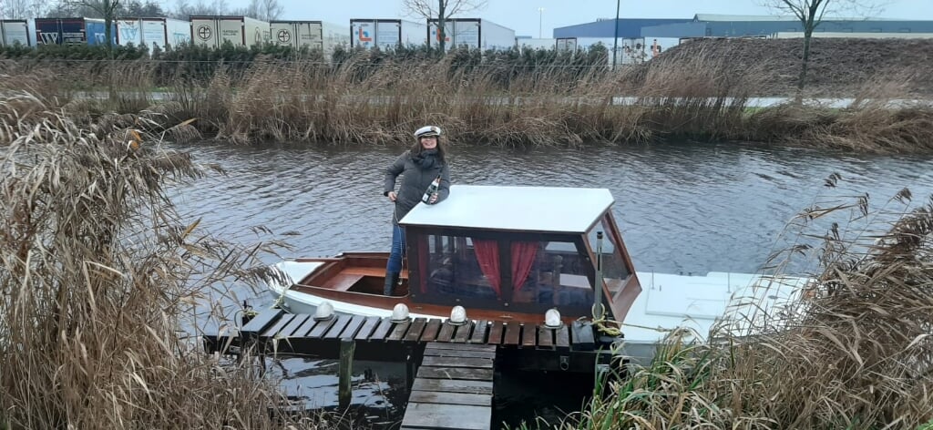 Eva van Duijn in het notarisbootje. | Eigen foto