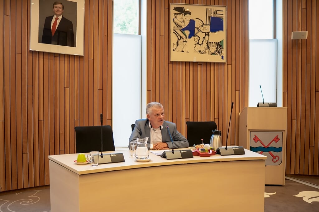 Wethouder Daan Binnendijk lichtte de kadernota maandag toe aan de pers.| Foto: J.P. Kranenburg