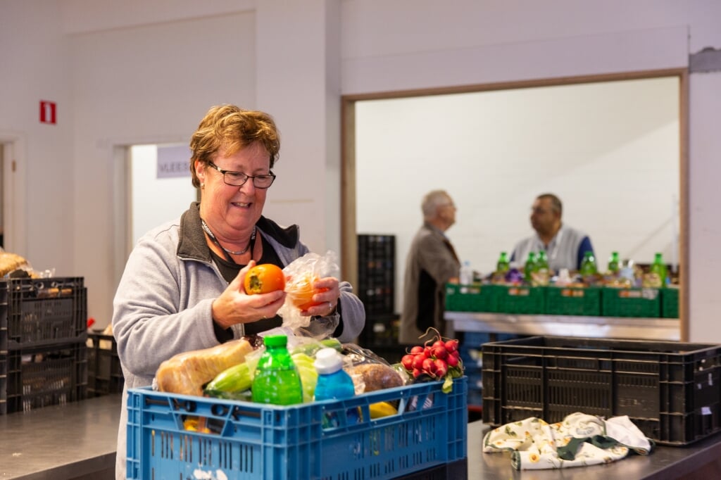 Joke Kraaijenoord, vrijwilliger en aanspreekpunt bij de Voedselbank. | Foto: pr.