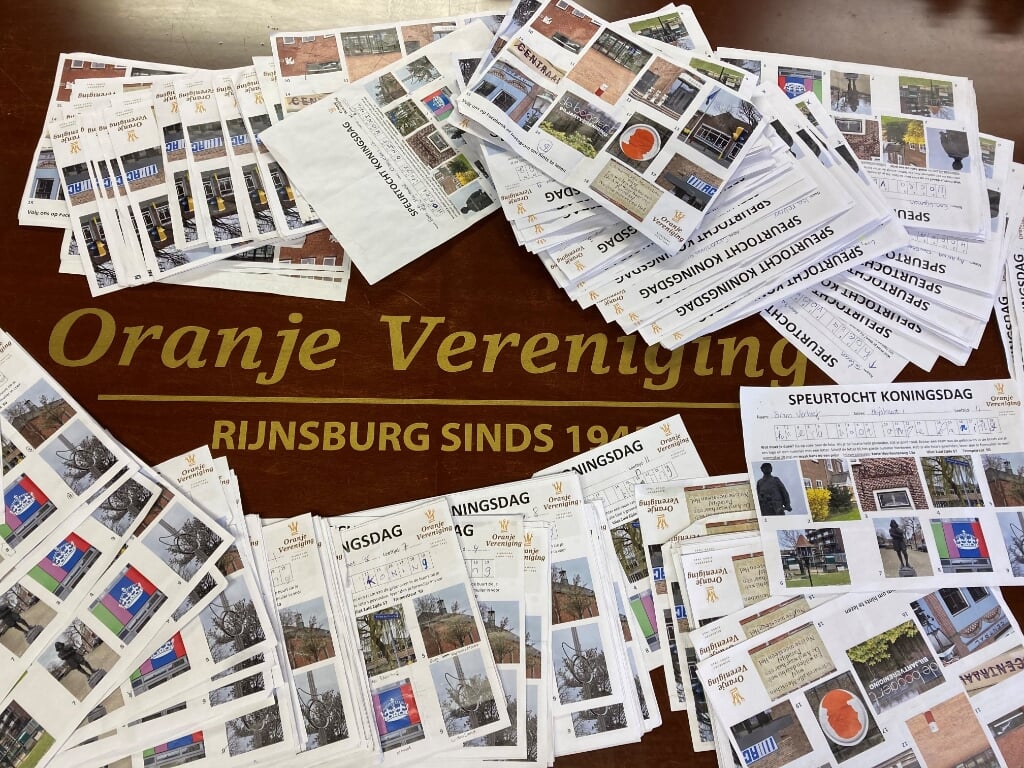 Het bestuur van Oranje Vereniging Rijnsburg ontving ruim 200 inzendingen. | Foto: pr.