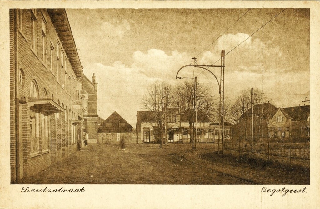 Café Centraal in vroeger jaren. | Bron Historische Vereniging Oegstgeest 