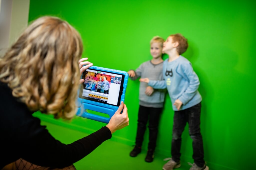 Kinderen kunnen in de Makersplaets spelen kennismaken met Green Screen. | Foto: pr
