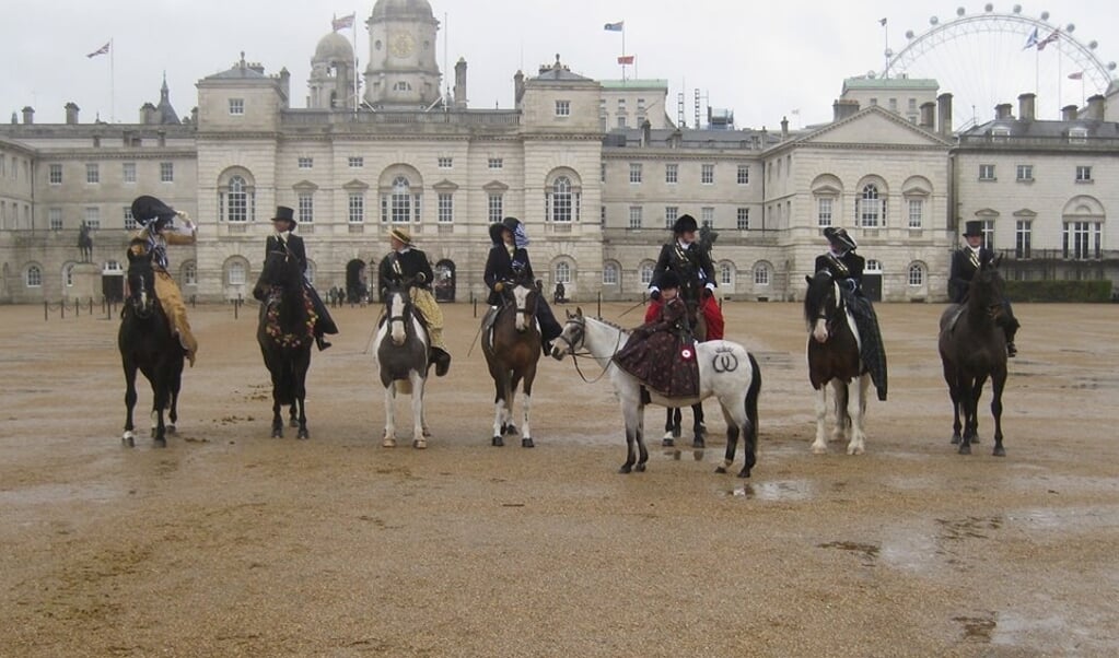 Rosie and Megan in front of Horse Guards Parade