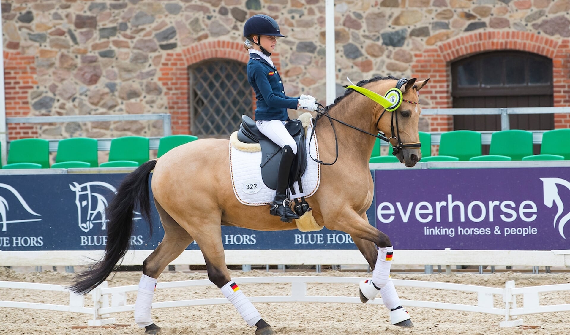 Lucie Anouk Baumgurtel - Massimiliano 3
FEI European Championships Ponies 2016
© DigiShots