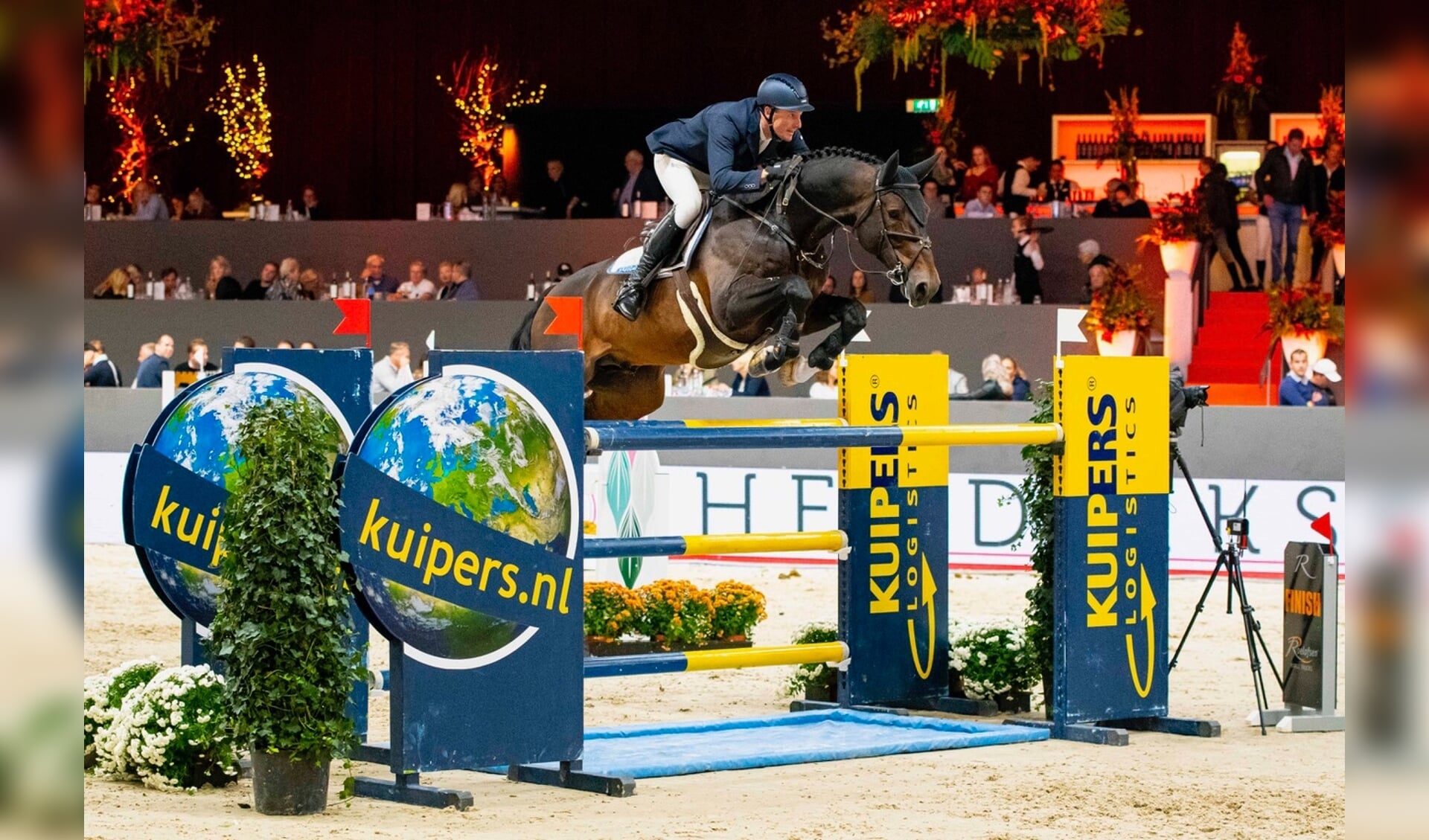 Michael Greeve hierbij met  Turbo Z
Jumping Zwolle 2019
© DigiShots