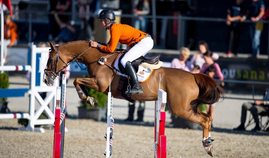 Rowen van de Mheen - Quaprice d' Astree
FEI European Championships Ponies 2016
© DigiShots