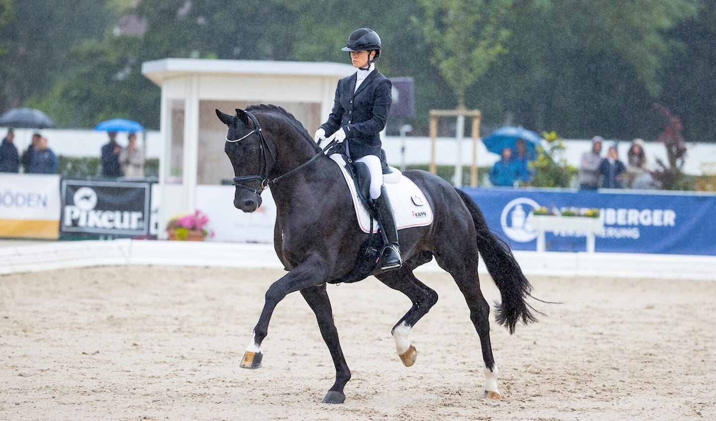 Charlotte Fry - Kjento
FEI World Breeding Dressage Championships for Young Horses 2021
© DigiShots