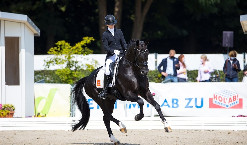 Charlotte Fry - Kjento
FEI World Breeding Dressage Championships for Young Horses 2021
© DigiShots