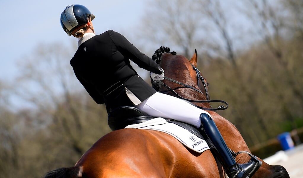 Emmelie Scholtens - Las Vegas
Selectie WK Jonge Dressuurpaarden
© DigiShots