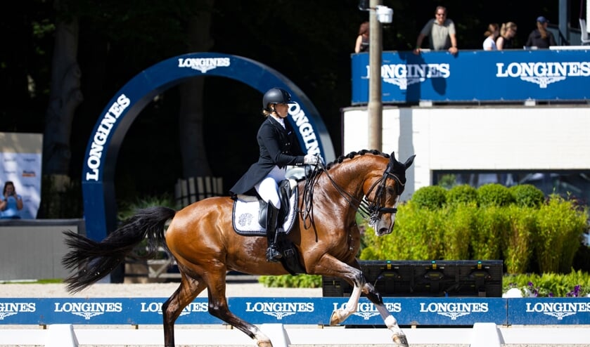 Anne Meulendijks - Issey
CHIO Rotterdam
© DigiShots