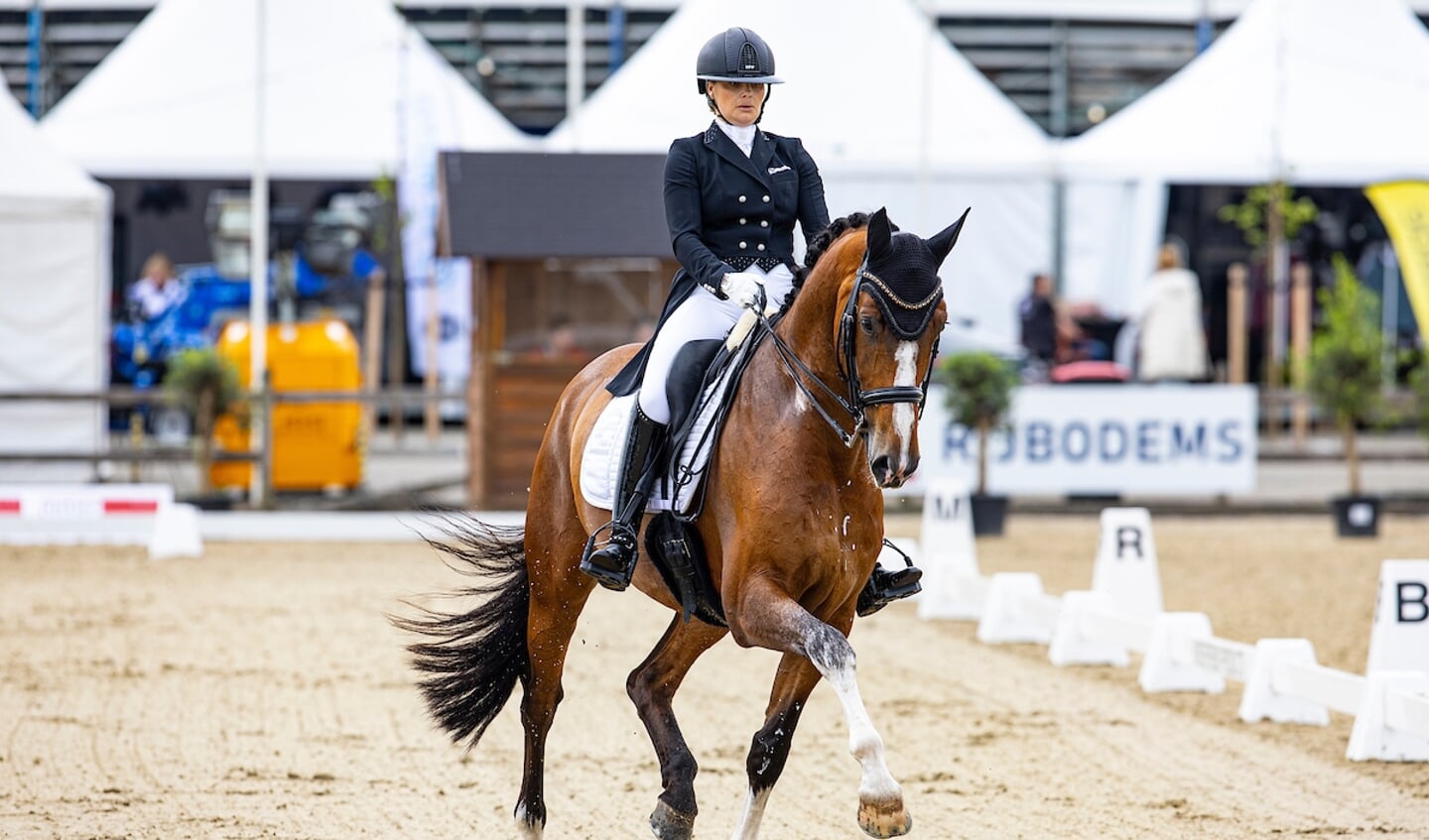 Anne Meulendijks - Issey Myake
CSI Twente 2022
© DigiShots