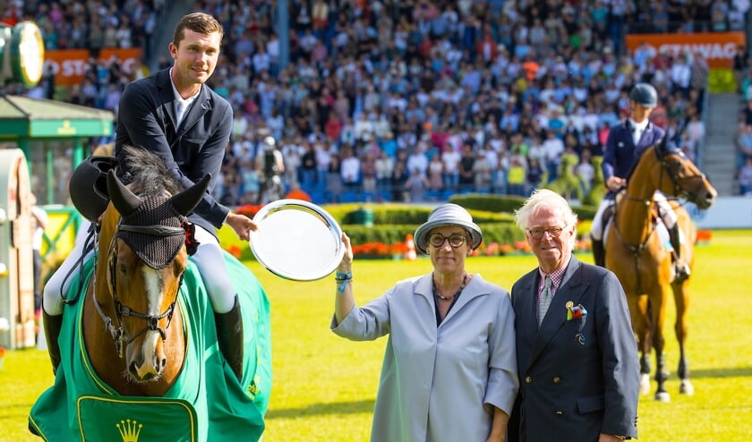 Gerrit Nieberg winning the Grand Prix of Aachen with Ben 431 during the price giving on Amigo 1841
World Equestrian Festival CHIO Aachen 2022
© DigiShots