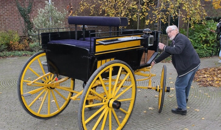Boodschappenwagen van Stal de Bumsteeg.