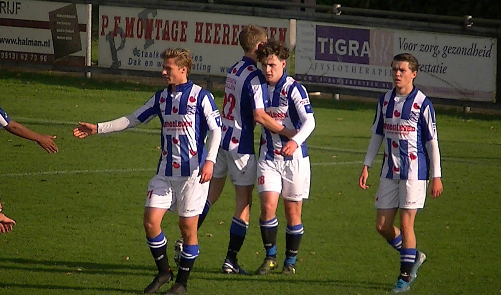 De 3 doelpuntenmakers (vlnr): Robin de Boer, Thymo de Vries en Tim Strandstra