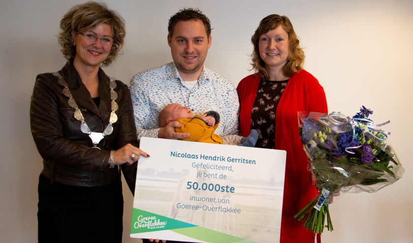 Familie Gerritsen, met burgemeester Ada Grootenboer-Dubbelman