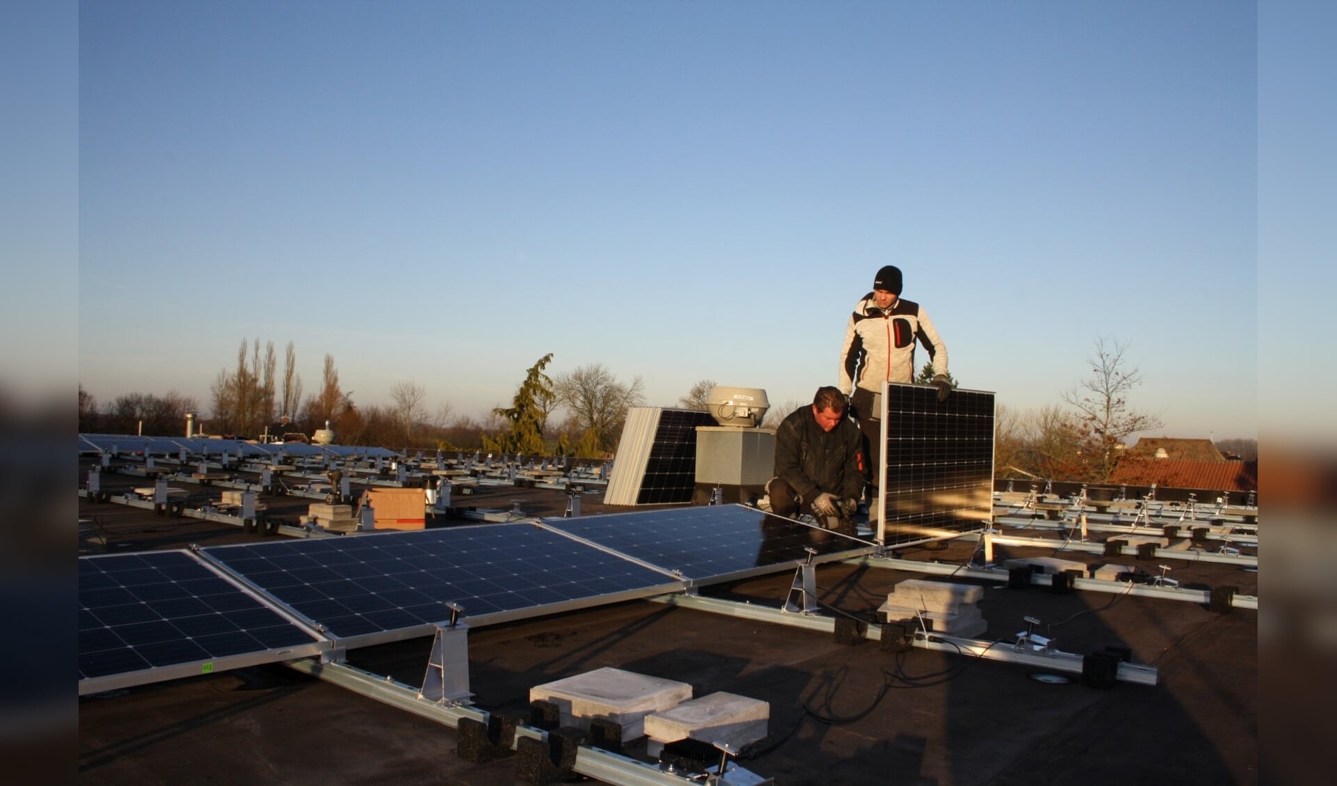 In 2016 werd een grote hoeveelheid zonnepanelen geplaatst op het dak van Nordwin College Buitenpost