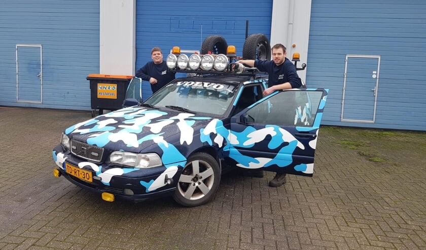 Pascal en Pieter (rechts) startklaar met hun barrel