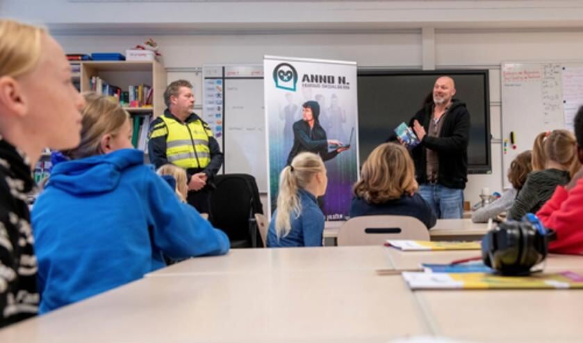 Schrijver Bart Kingma legt het verhaal en de achtergronden ervan uit.
