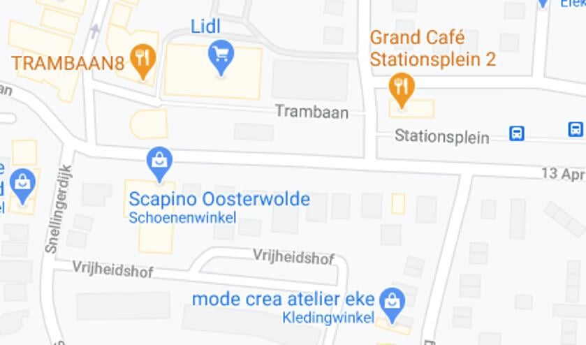 Centraal op de kaart de Dertien Aprilstraat in Oosterwolde.