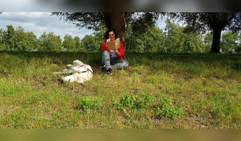 Melissa is al bijna een jaar redactrice bij RondOm Vandaag. In haar columns vertelt ze over haar leven of deelt ze haar overdenkingen over verschillende actuele stellingen