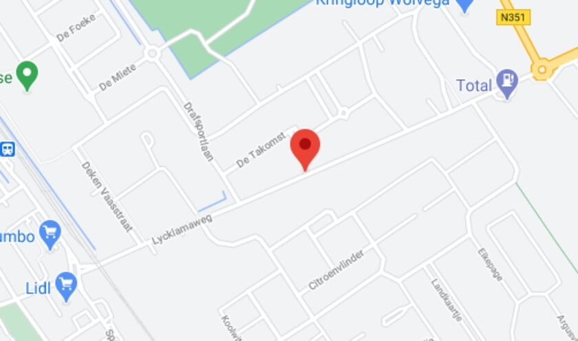 De Lycklamaweg is de rechte lijn tussen de rotonde bij het Van der Valk-hotel en de rotonde bij de Lidl en de Jumbo.