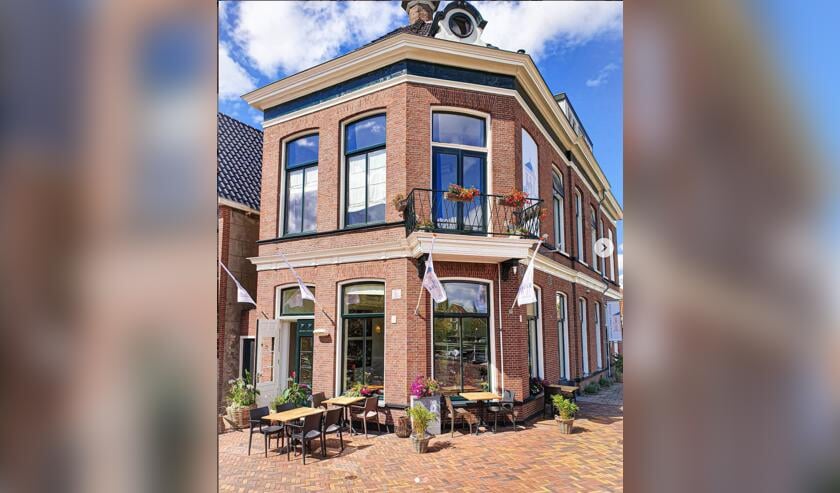 <p>Voor tienduizenden euro's is er schade aangericht aan het hotel.</p>