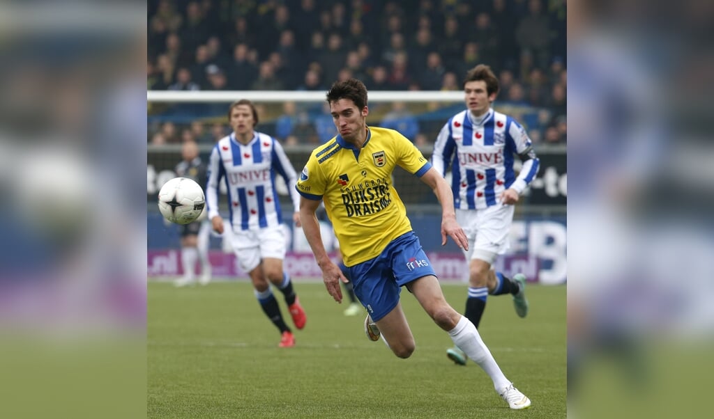 Martijn Barto in actie tegen Heerenveen. 