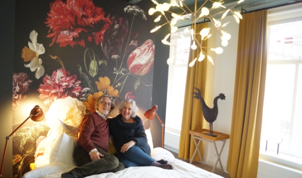 <p>Koos en Marleen in een van hun kamers</p>