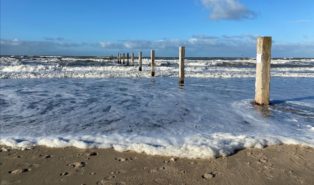 De Noordzee wordt schoner. Er is een kwart minder strandafval dan tien jaar geleden.