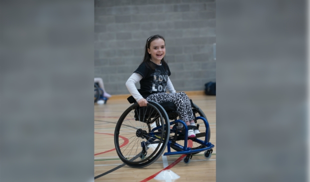 <p>Gehandicapte kinderen die sporten zijn over het algemeen minder eenzaam. Door het coronavirus zijn veel sportverenigingen echter dicht. </p>