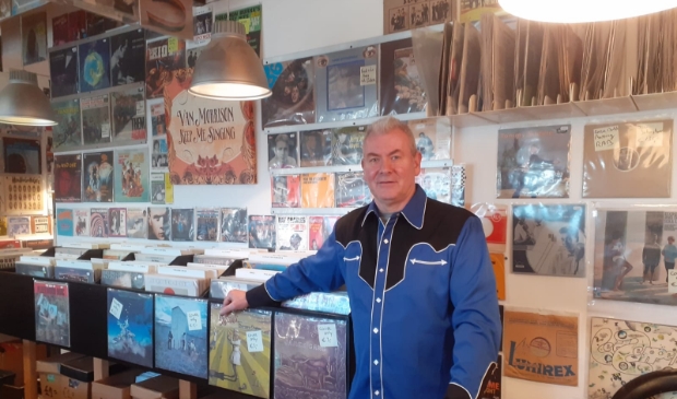 Jan in zijn winkel Flakkee Records
