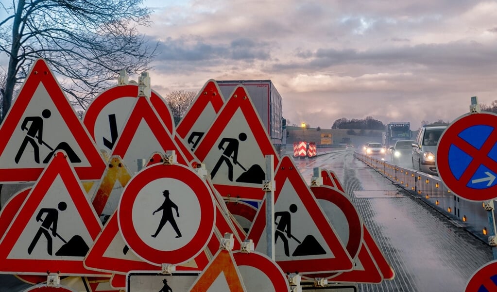 Overzicht van de wegwerkzaamheden die op stapel staan in Heerenveen de komende tijd.