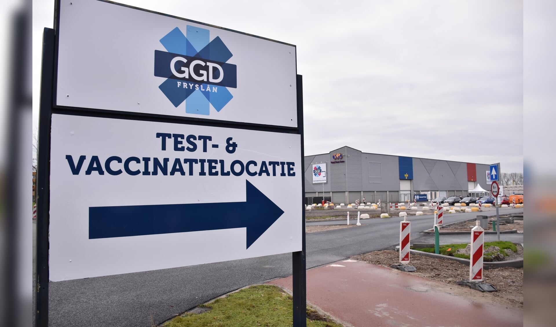 Het aantal nieuwe besmettingen in Friesland is verder gedaald de afgelopen week, meldt GGD Fryslân
