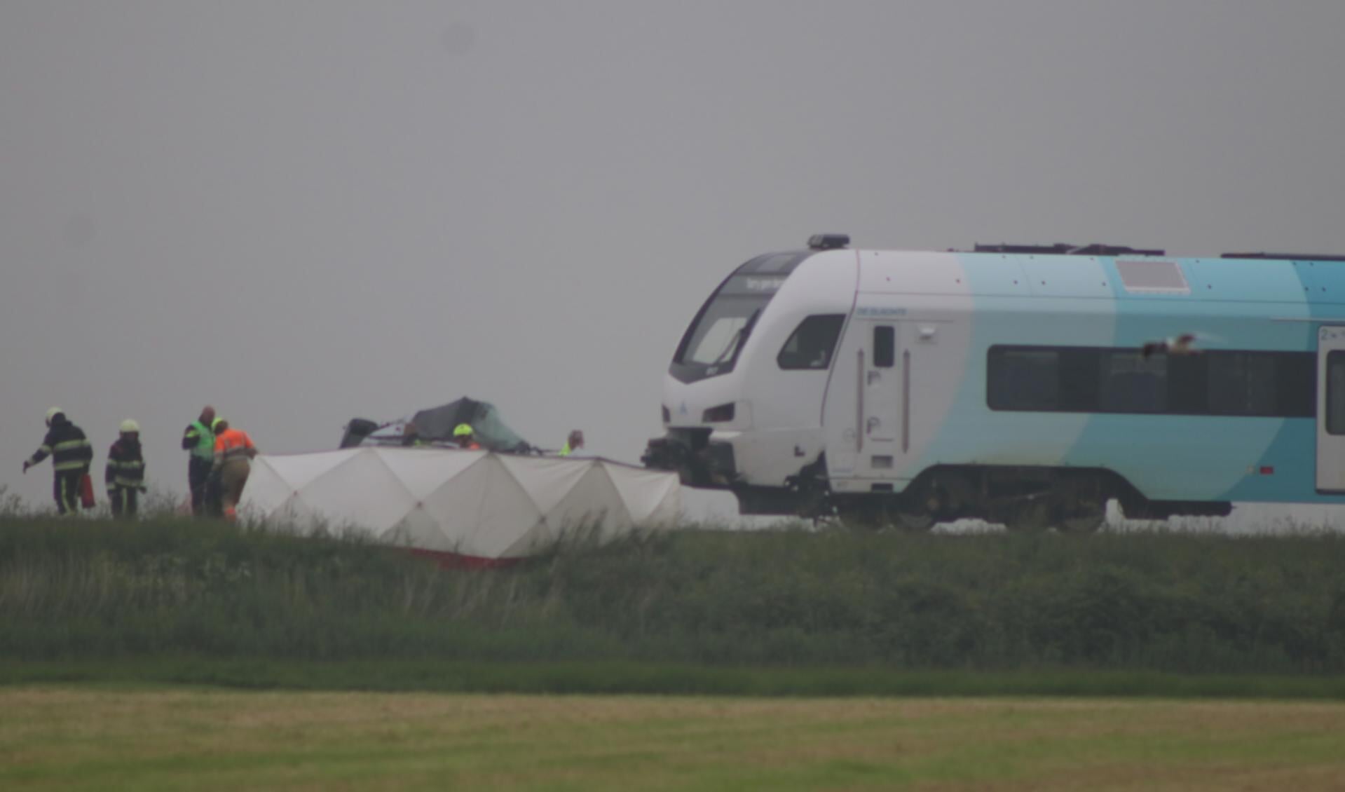 De twee slachtoffers van het treinongeluk in Boazum zijn een echtpaar uit Schagen, zo maakt politie Friesland bekend.