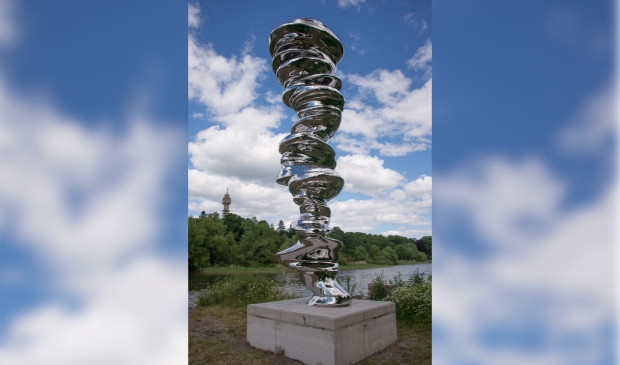 Skulptur Points of View av Tony Cragg på Djurgården 2016,