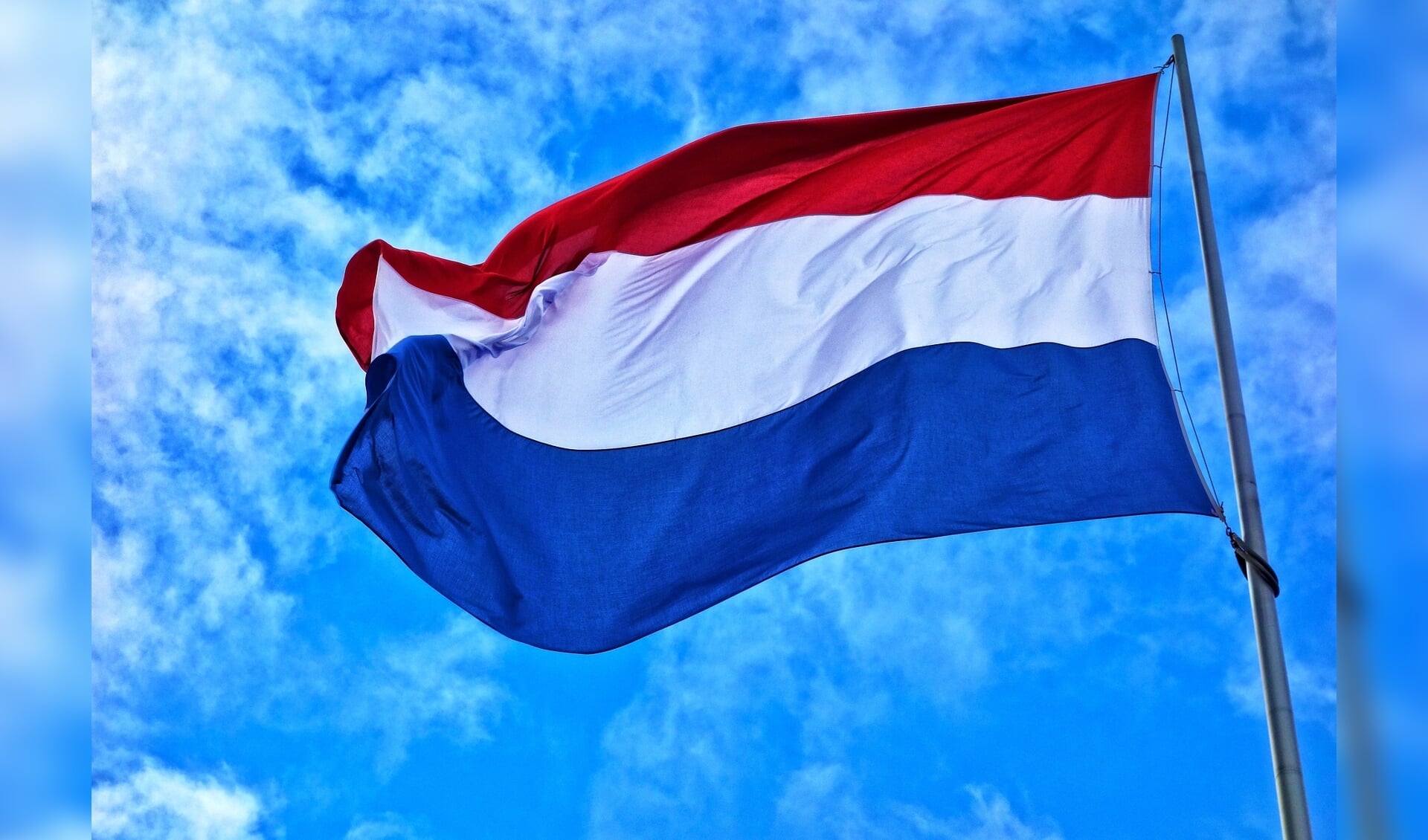 De Nederlandse vlag.