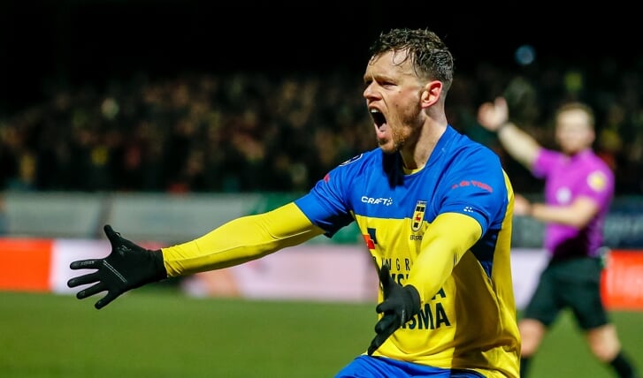Tom Boere is door het dolle heen na twee doelpunten tegen Fortuna Sittard. 