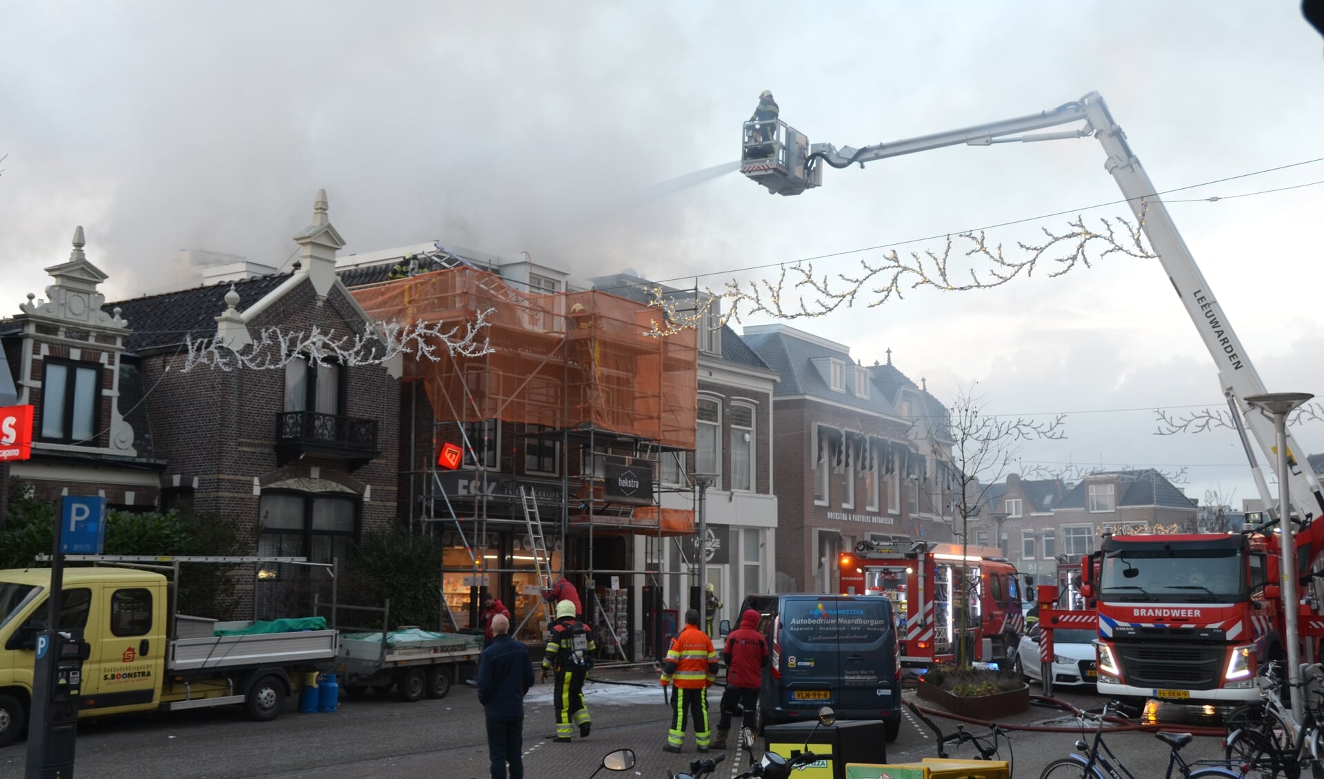 Maandagmiddag ontstond er brand aan de Schrans in Leeuwarden.