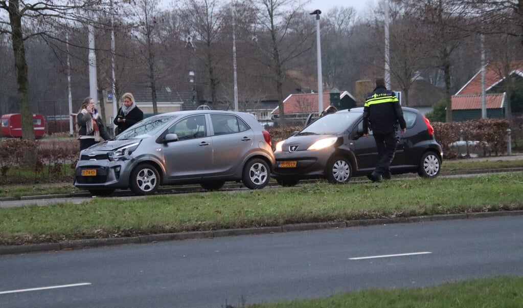 Dinsdagochtend vond een kettingbotsing plaats aan de Dammelaan in Leeuwarden.