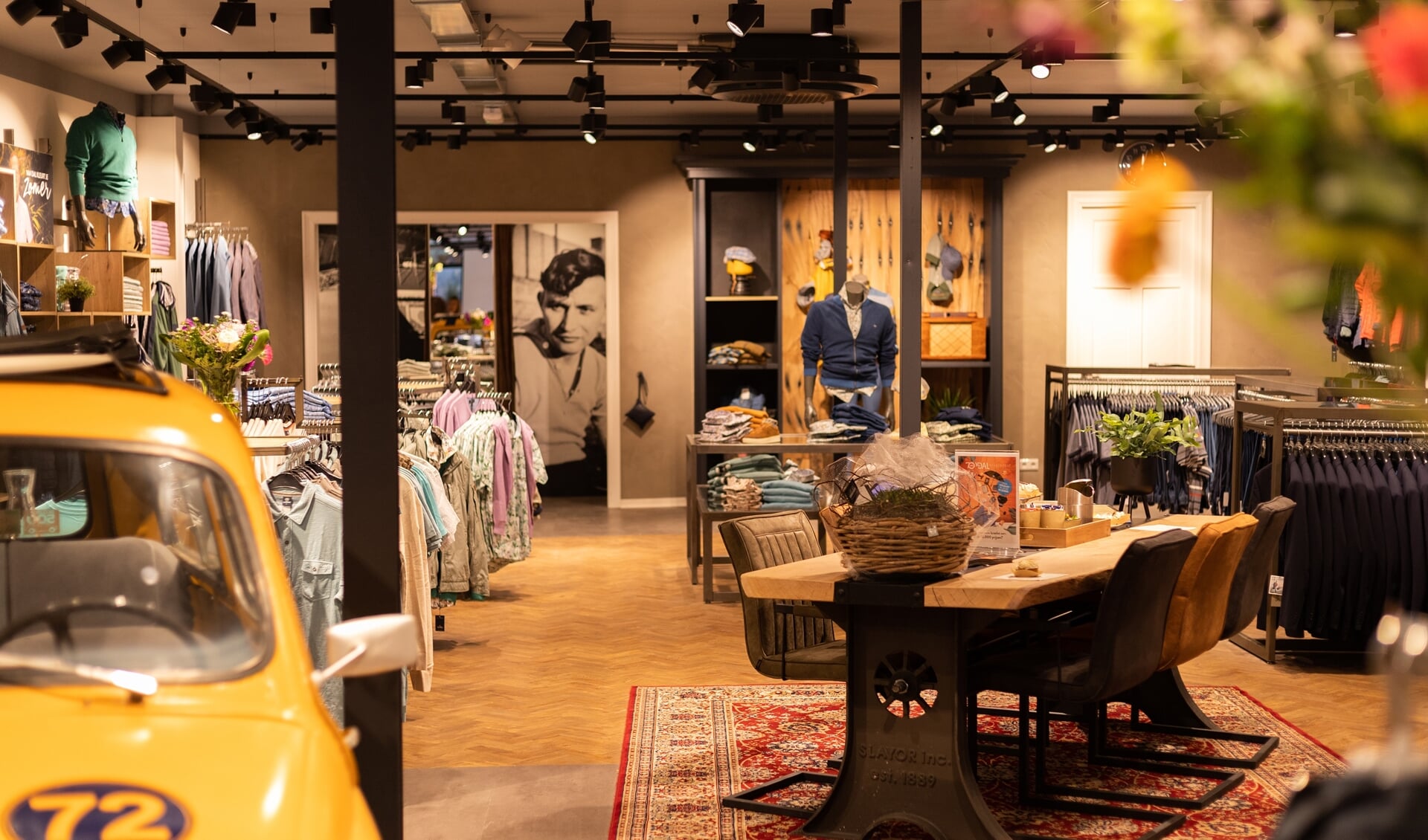 De vernieuwde winkel van Van Dal mannenmode in Heerenveen