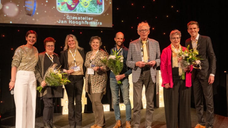 Vertegenwoordigers UNESCO Werelderfgoed Ir. D.F. Woudagemaal (gouden award), De Kruidhof Hortus van Fryslân (zilveren award) en Glasatelier Jan Hooghiemstra (bronzen award)..