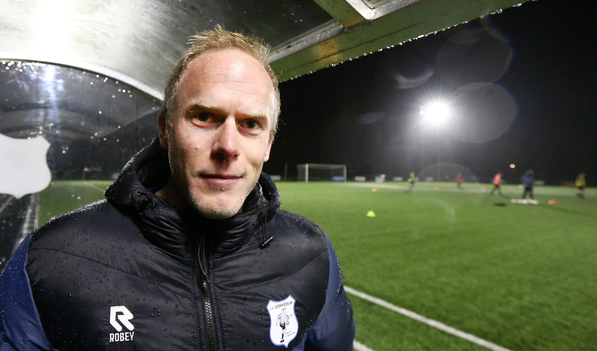 Trainer Michiel Hornstra van voetbalvereniging Gorredijk. 