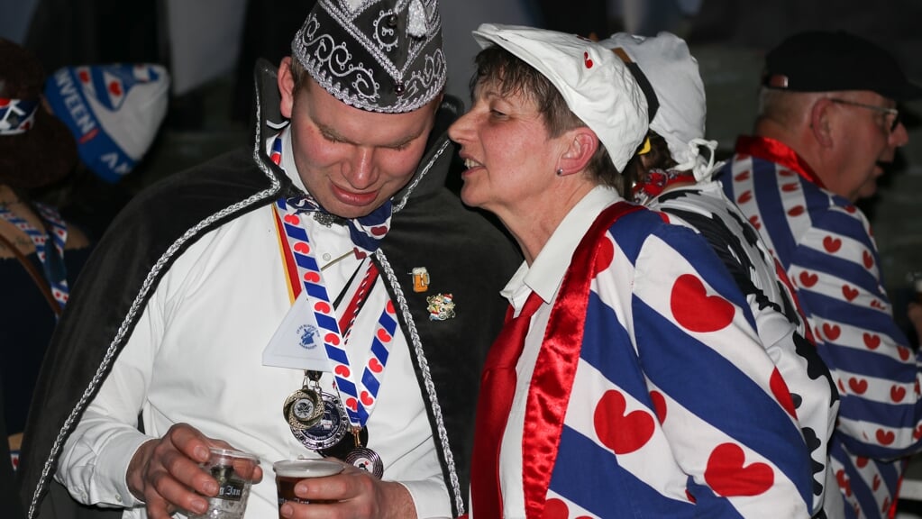 Het thema ‘Fryslân’ kwam duidelijk naar voren tijdens Groot Carnaval in Tijnje