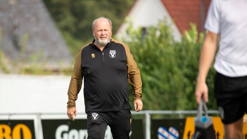 Trainer Guido Pen: “Hoe het seizoen ook eindigt, het is een leerzaam jaar geweest voor de spelers.”