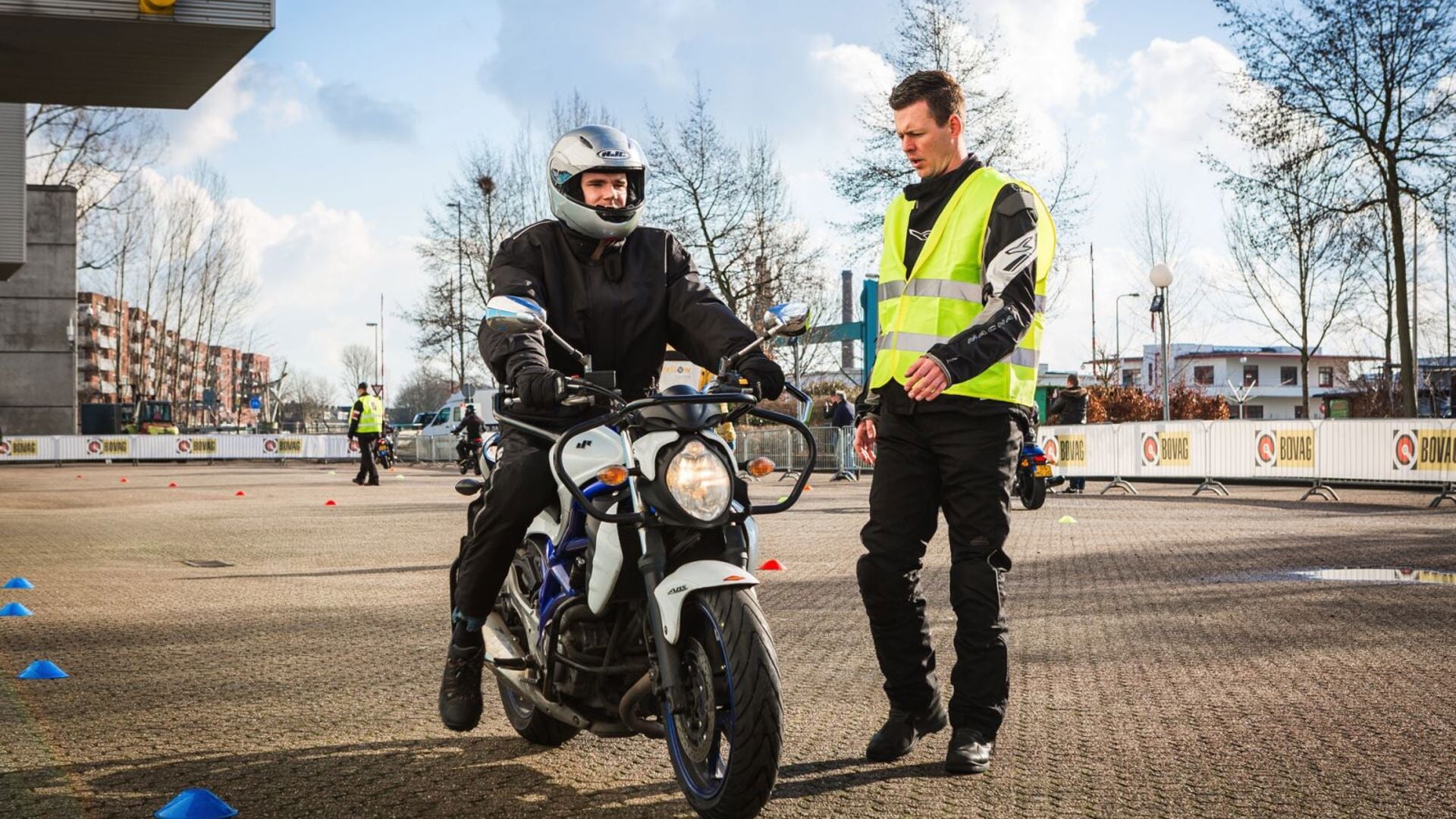 Nieuwe Normen En Nieuwe Vragen Theorie Examen Motor En Bromfiets Rij