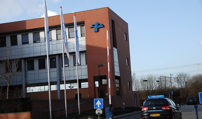 Het CBR bepaalt wie er achterin meerijdt.