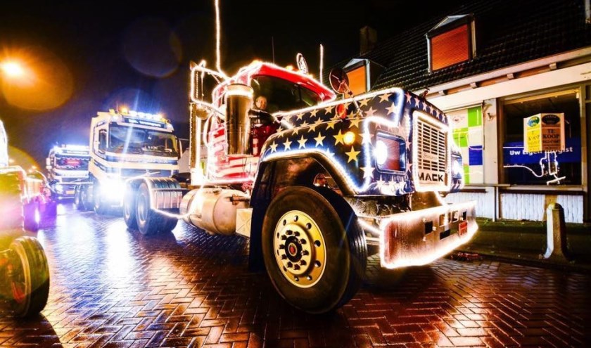 Een kleurrijk spektakel dat ieder jaar gekker wordt. "Iedereen 'naait' elkaar op om uit te pakken." Nuland Verlicht rijdt op zaterdag 14 december weer door het dorp.